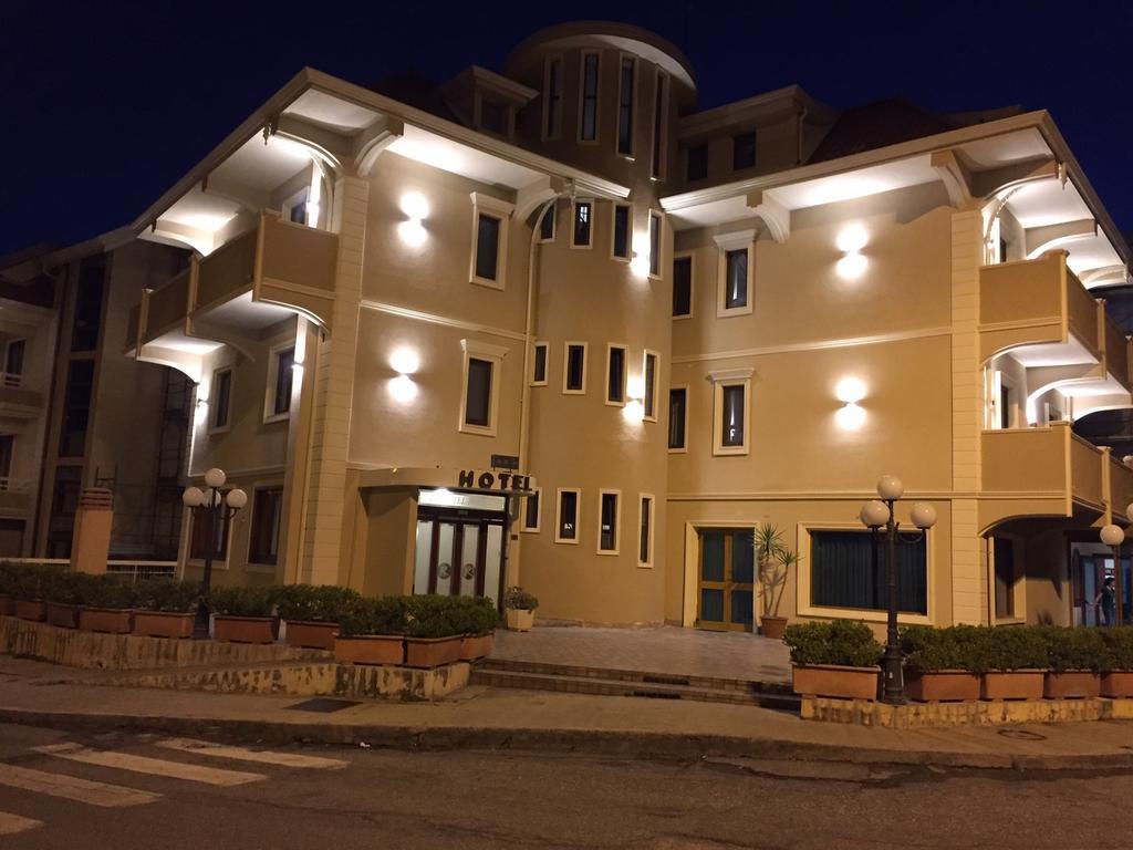 Aerhotel Phelipe Sant'Eufemia Lamezia Exterior photo